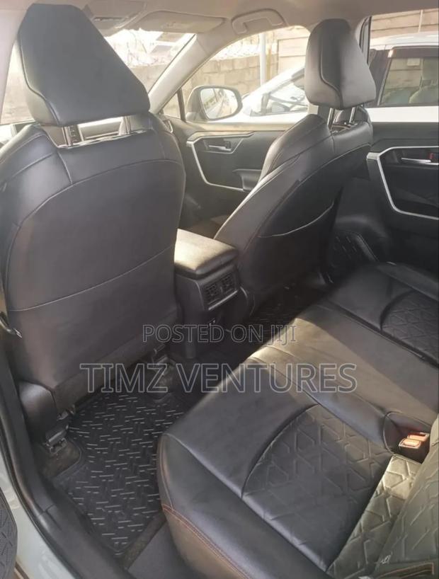 Toyota RAV4 Adventure AWD 2020 Green