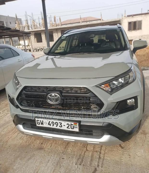 Toyota RAV4 Adventure AWD 2020 Green