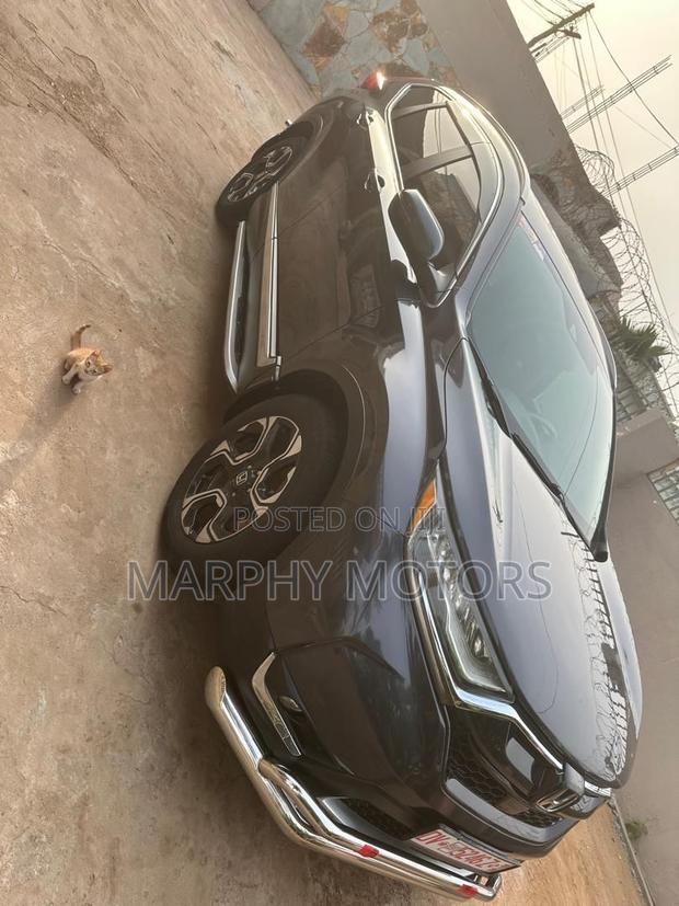 Honda CR-V Touring 4dr SUV AWD (1.5L 4cyl CVT) 2017 Black
