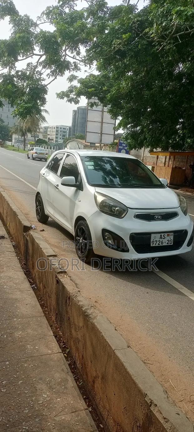 Kia Morning 2012 White
