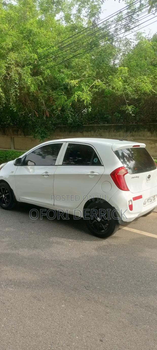 Kia Morning 2012 White