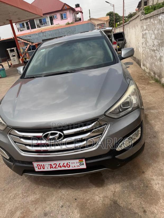 Hyundai Santa Fe 2015 Gray