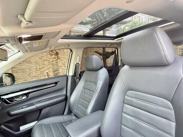 Honda CR-V 2023 White