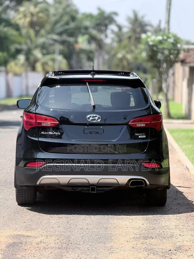Hyundai Santa Fe 2015 Black