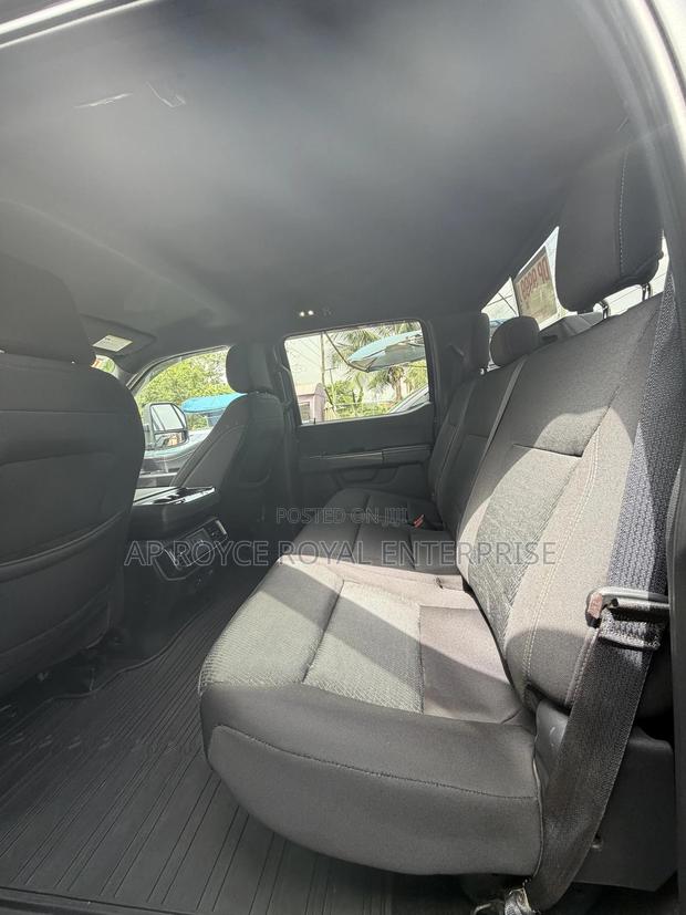 Ford F-150 XLT 2024 Black