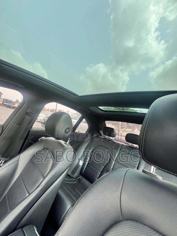 Mercedes-Benz C300 2017 Gray
