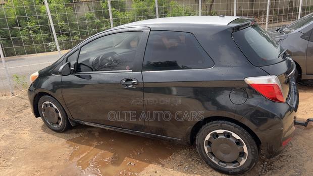 Toyota Yaris L Hatchback 3dr 2014 Black