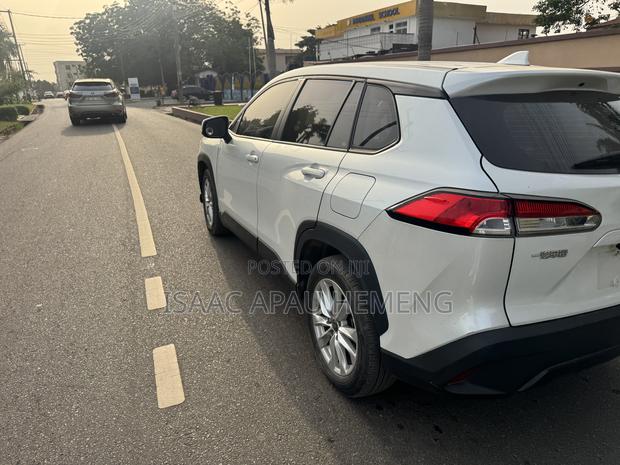 Toyota Corolla Cross 2.0 Petrol FWD 2022 White