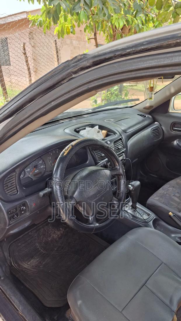 Nissan Sentra SE-R 2002 White
