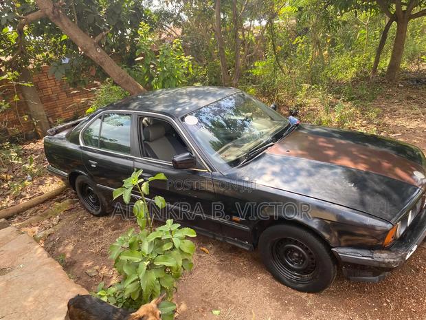 BMW 520i 1998 Black