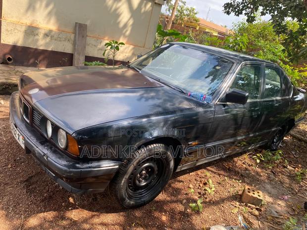 BMW 520i 1998 Black