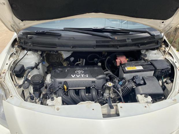 Toyota Belta 2010 White