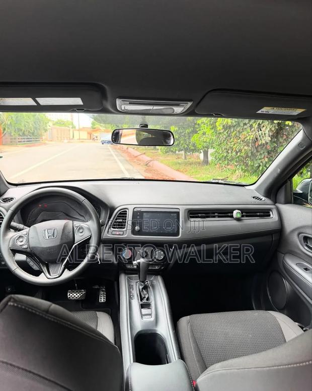 Honda HR-V 2022 Black