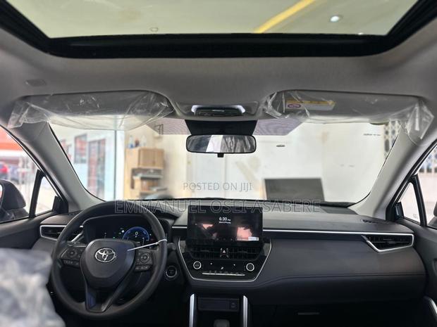 New Toyota Corolla Cross Hybrid 2025 Black
