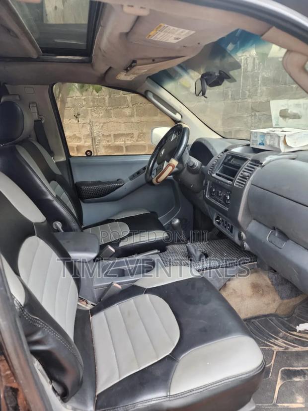 Nissan Frontier 2006 Black