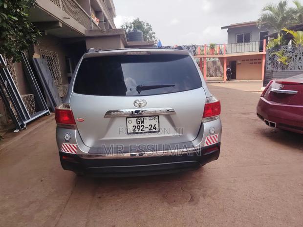 Toyota Highlander 2013 Silver