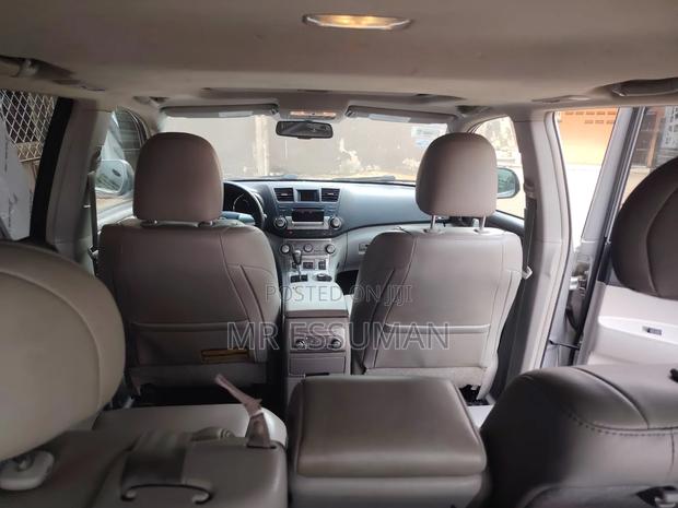 Toyota Highlander 2013 Silver