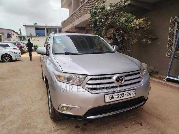 Toyota Highlander 2013 Silver