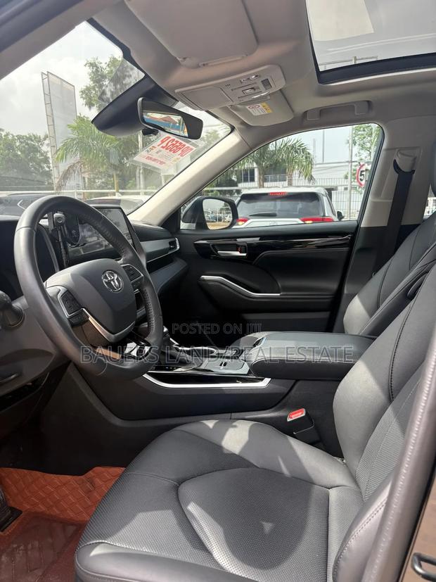 Toyota Highlander 2025 Black