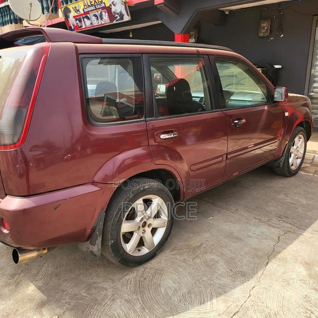Nissan X-Trail 2.2 dCi Comfort 2002 Red