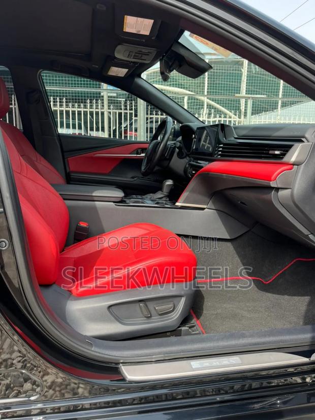Toyota Camry XSE 2025 Black