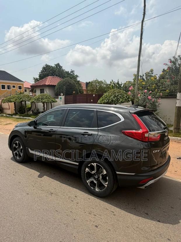 Honda CR-V Touring 4dr SUV (1.5L 4cyl CVT) 2017 Gray