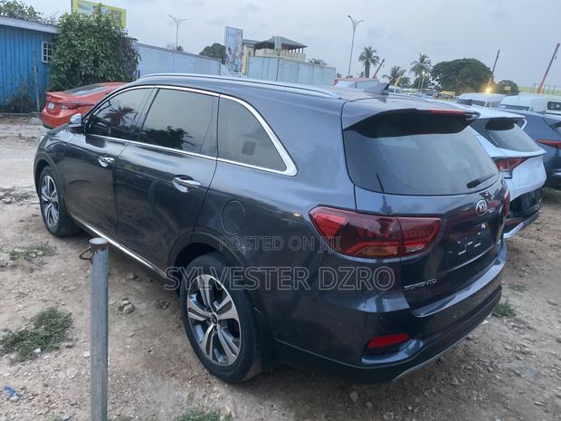 Kia Sorento 2019 Blue