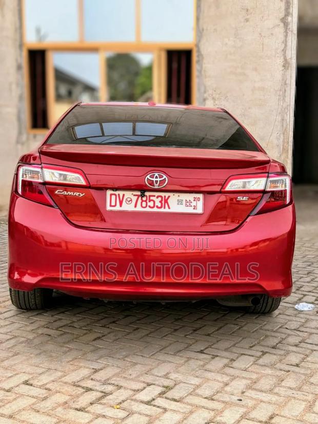 Toyota Camry SE Sport 4dr Sedan (2.5L 4cyl 6A) 2014 Red