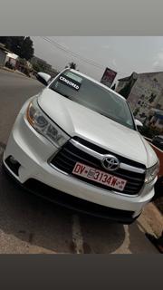 Toyota Highlander LE Plus 4dr SUV AWD (3.5L 6cyl 6A) 2015 White for sale