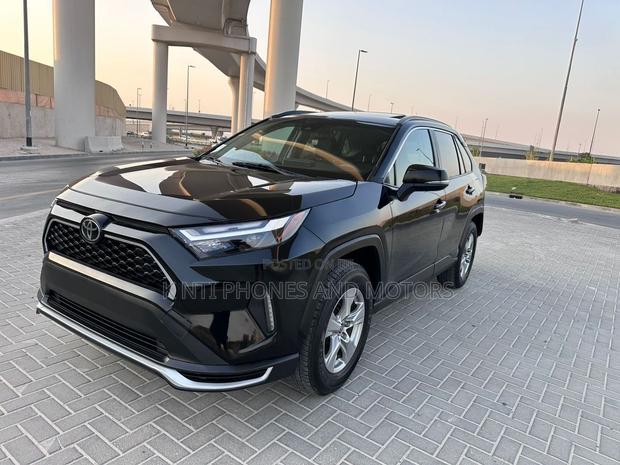 Toyota RAV4 2023 Black