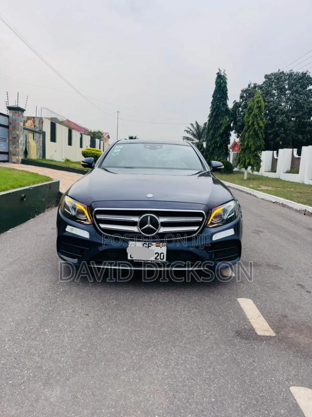 Mercedes-Benz E300 4Matic AWD Sedan (2.0L 4cyl 9A) 2017 Blue