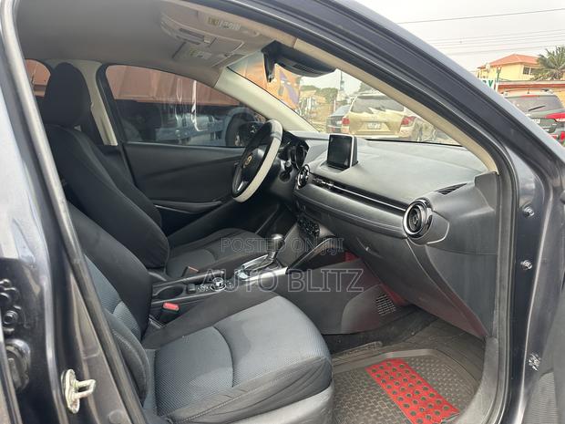 Toyota Yaris iA 1.5 FWD 2016 Gray