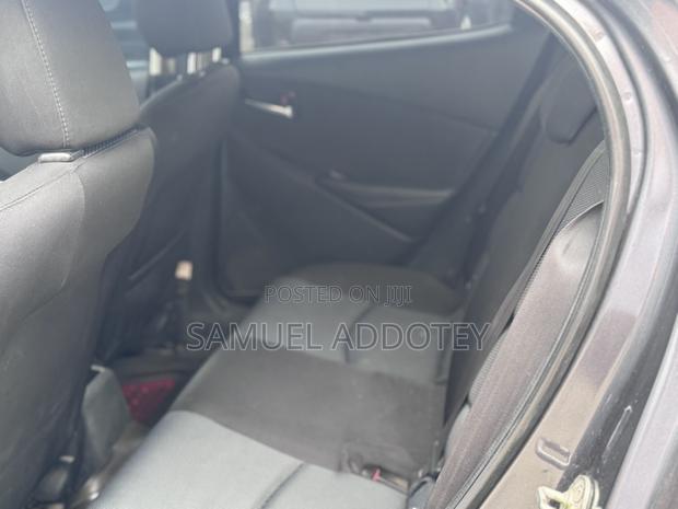 Toyota Yaris iA 1.5 FWD 2016 Gray
