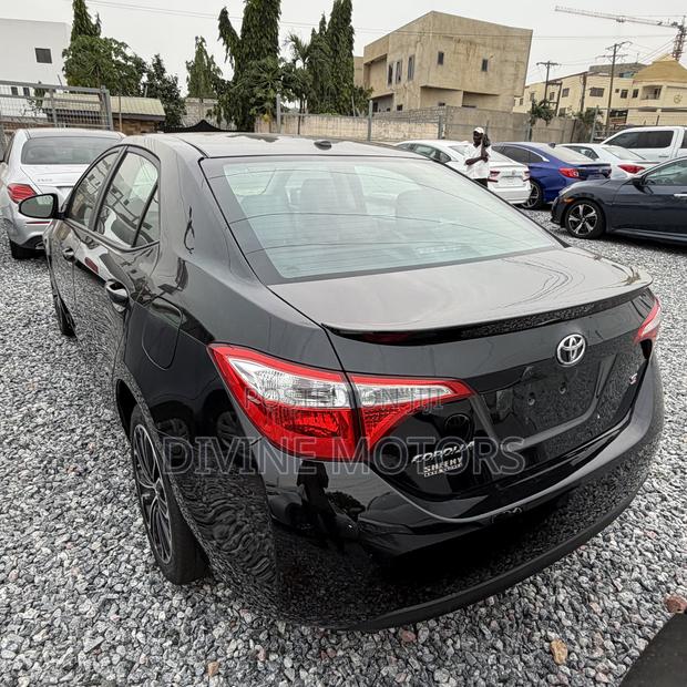 Toyota Corolla S Plus 4dr Sedan (1.8L 4cyl CVT) 2016 Black