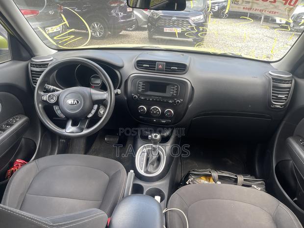 Kia Soul Hatchback 2016 Green