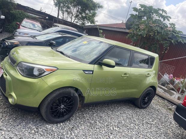 Kia Soul Hatchback 2016 Green