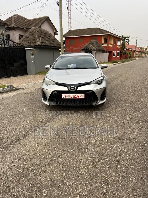 Toyota Corolla SE (1.8L 4cyl 2A) 2019 Silver