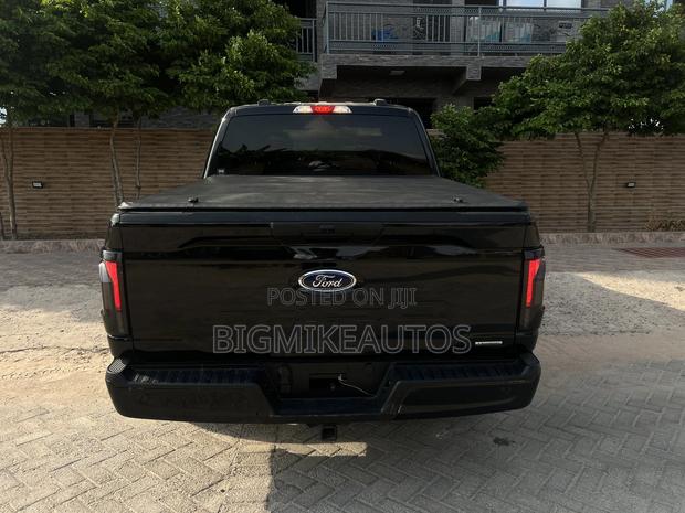 Ford F-150 XL 2023 Black