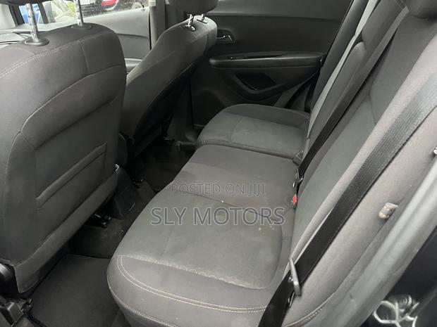 Chevrolet Trax 2017 Gray