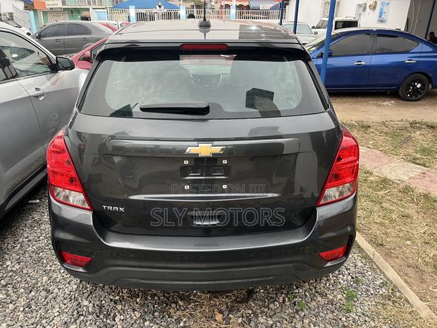 Chevrolet Trax 2017 Gray