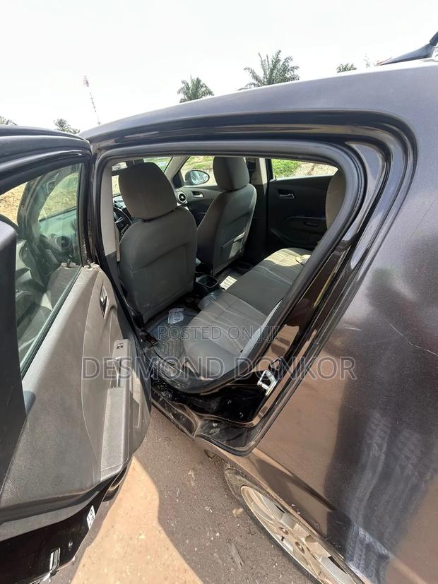 Chevrolet Sonic RS 2014 Gray