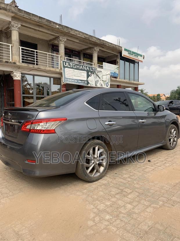 Nissan Sentra 2015 Gray