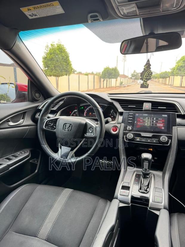 Honda Civic 2020 Red