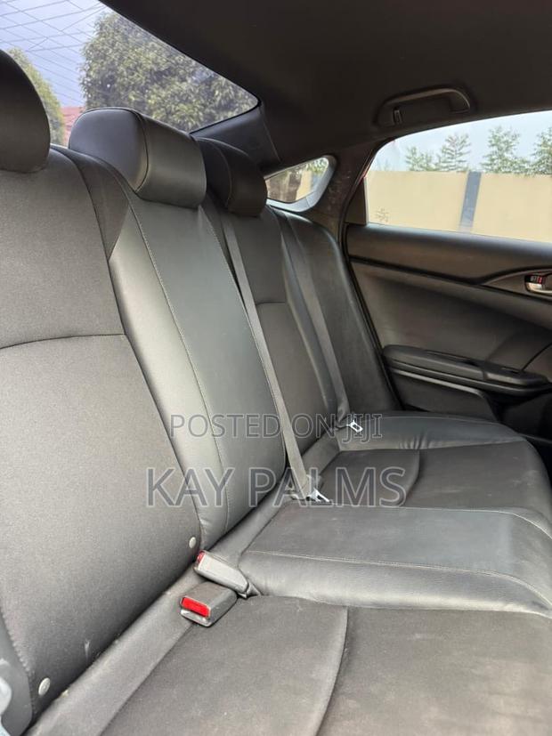 Honda Civic 2020 Red
