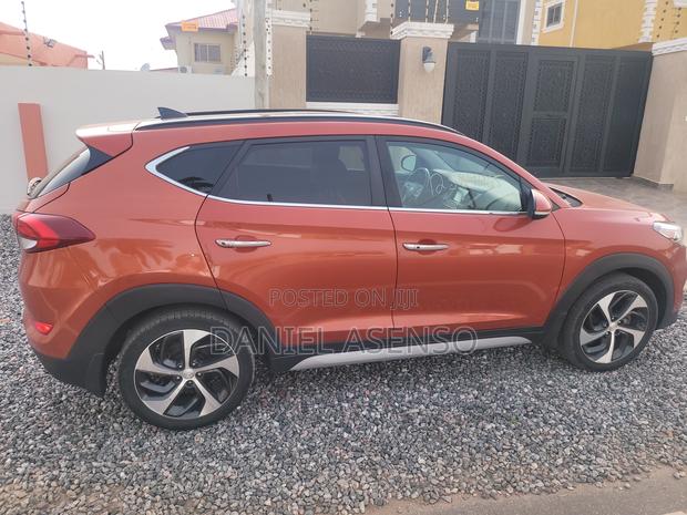 Hyundai Tucson 2017 Brown