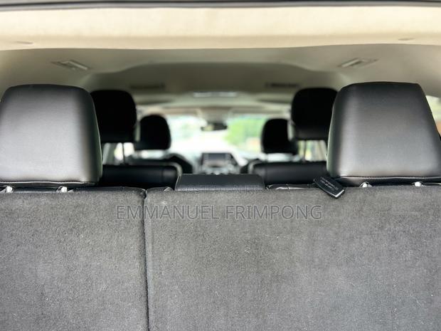 Toyota Highlander XLE 2021 Black