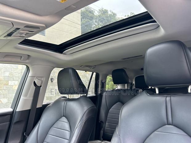 Toyota Highlander XLE 2021 Black