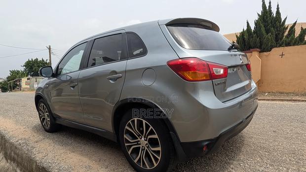 Mitsubishi Outlander Sport ES 2.0 2017 Silver