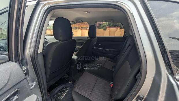 Mitsubishi Outlander Sport ES 2.0 2017 Silver