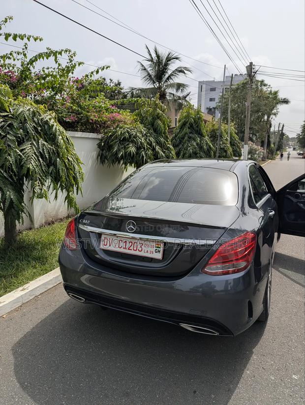 Mercedes-Benz C300 Sport Sedan RWD (2.0L 4cyl 7A) 2016 Gray